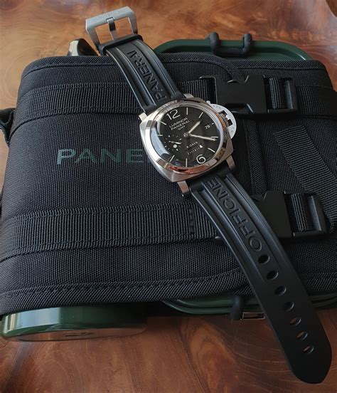 panerai 233 flaches glas|Panerai luminor gmt.